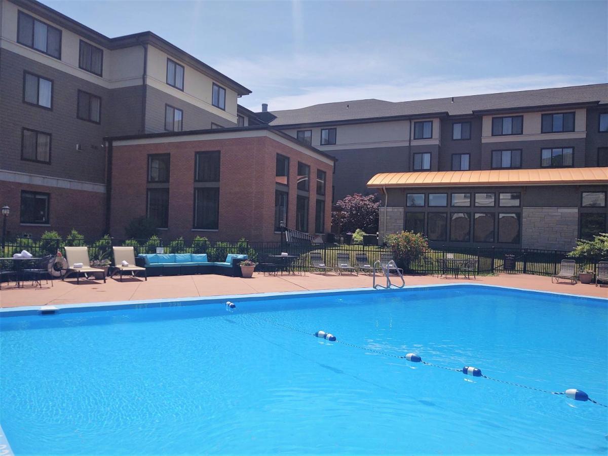 Comfort Inn & Suites Burlington Dış mekan fotoğraf