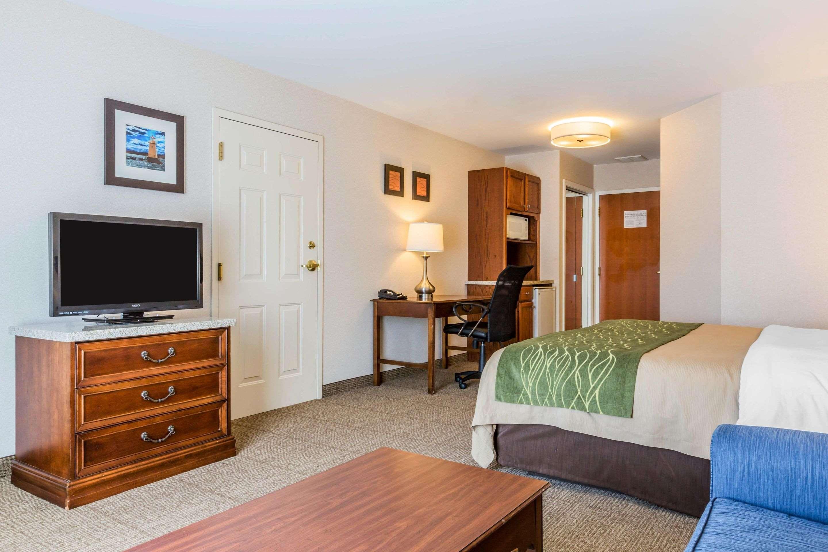 Comfort Inn & Suites Burlington Dış mekan fotoğraf