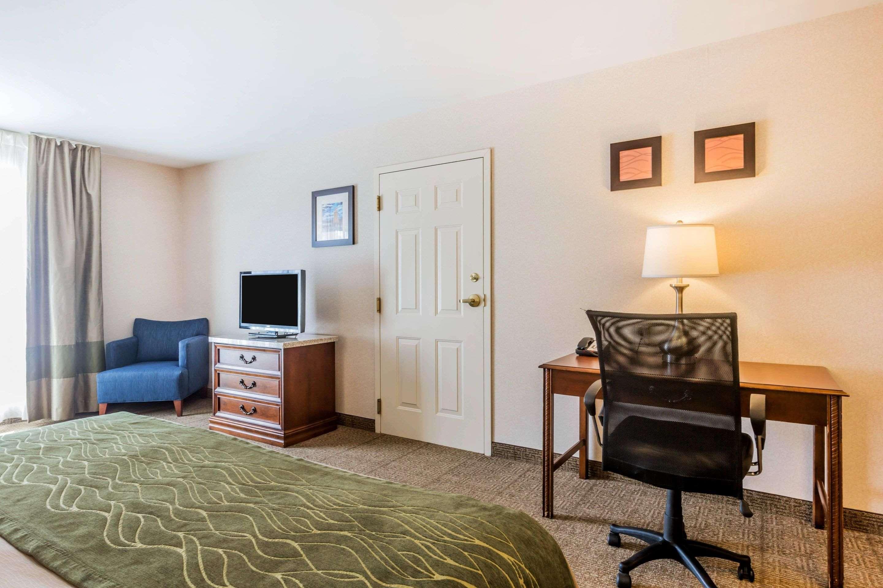 Comfort Inn & Suites Burlington Dış mekan fotoğraf