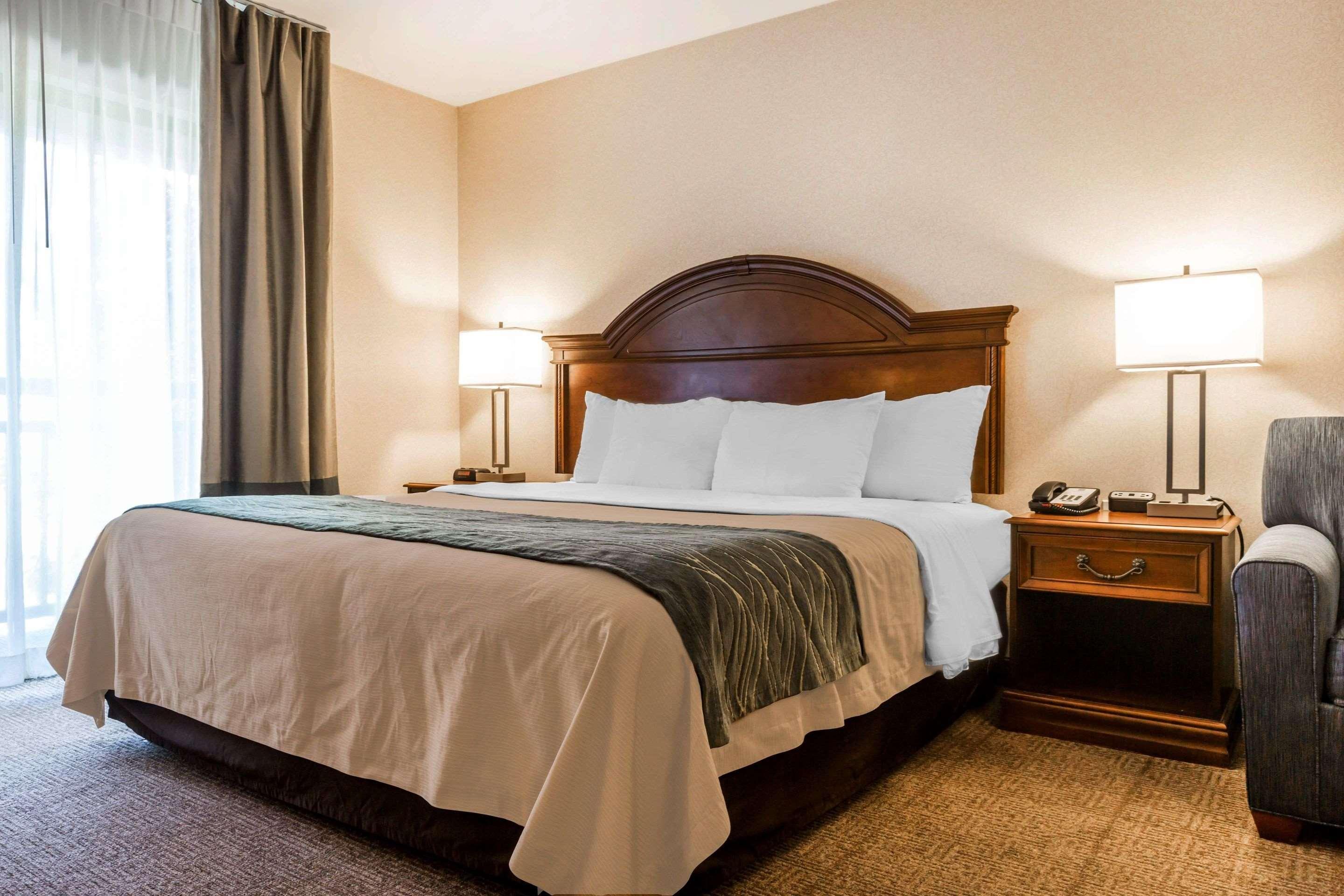 Comfort Inn & Suites Burlington Dış mekan fotoğraf
