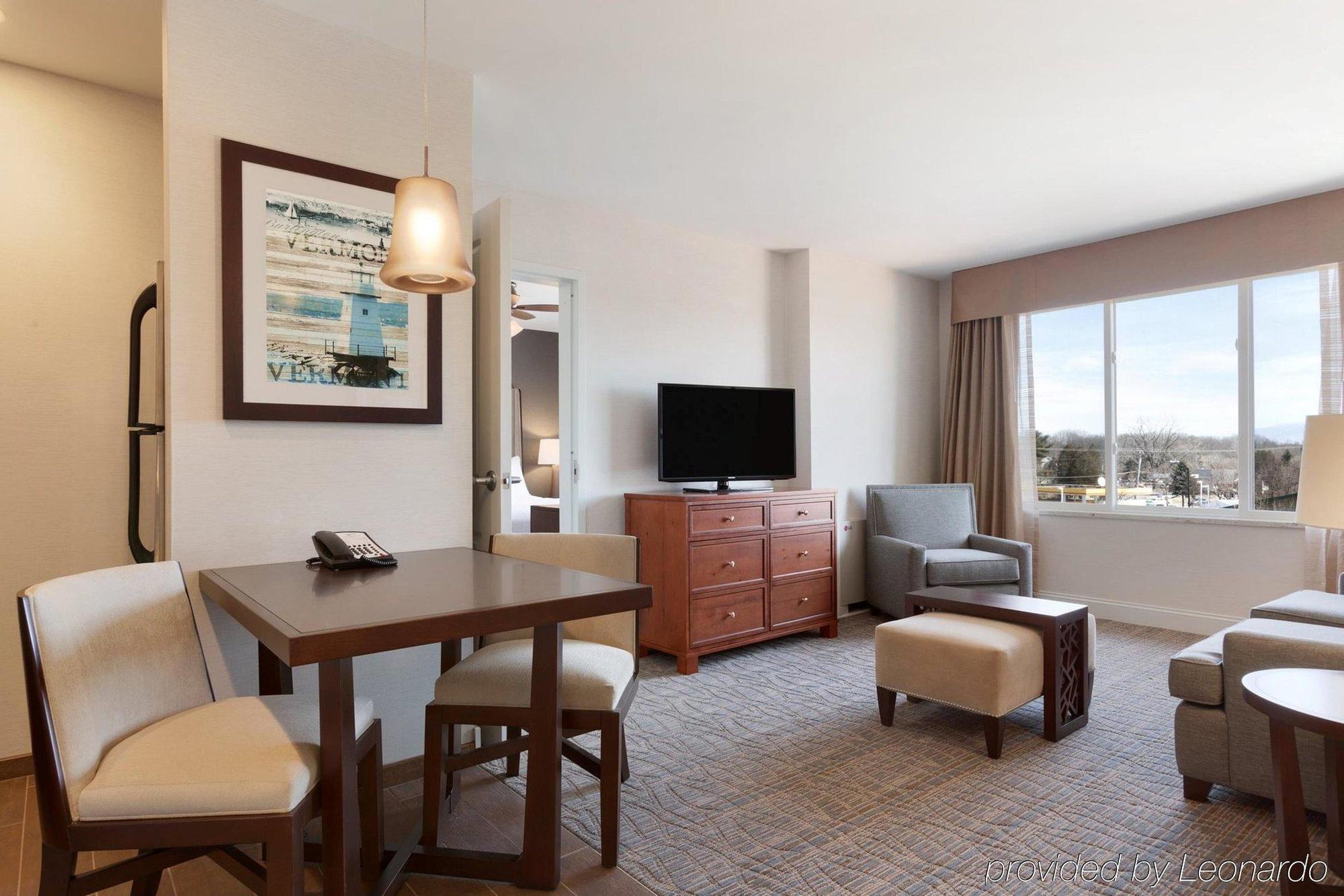 Comfort Inn & Suites Burlington Dış mekan fotoğraf