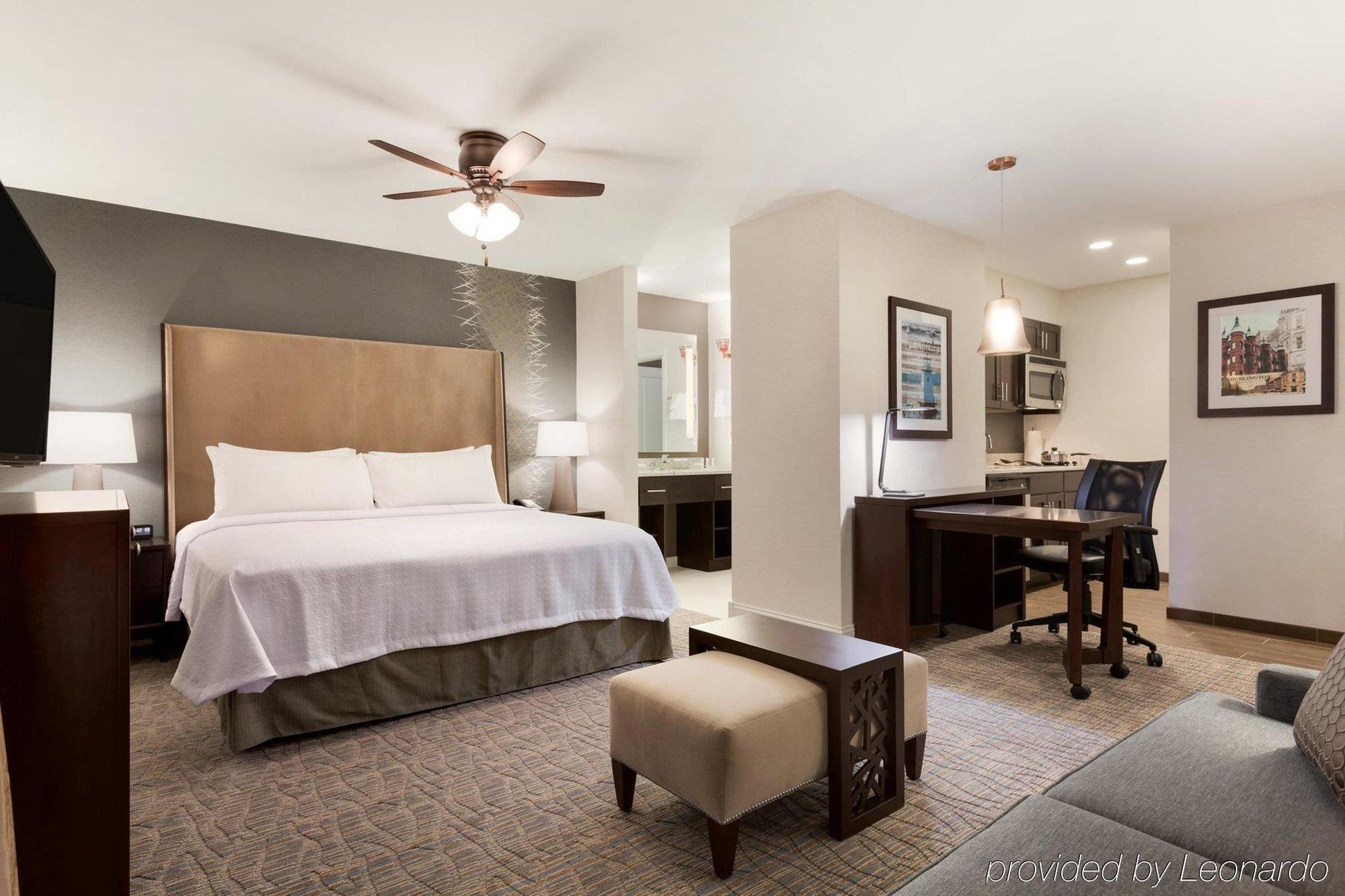 Comfort Inn & Suites Burlington Dış mekan fotoğraf