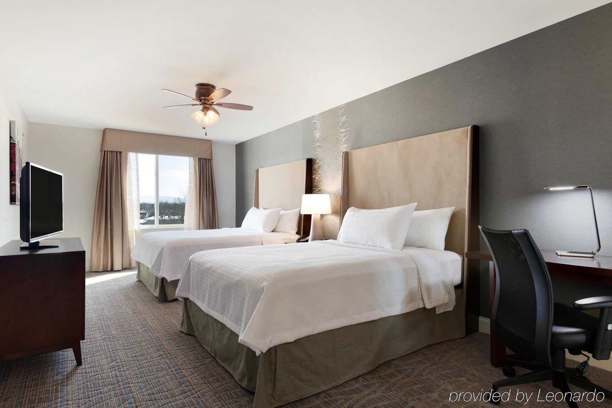 Comfort Inn & Suites Burlington Dış mekan fotoğraf