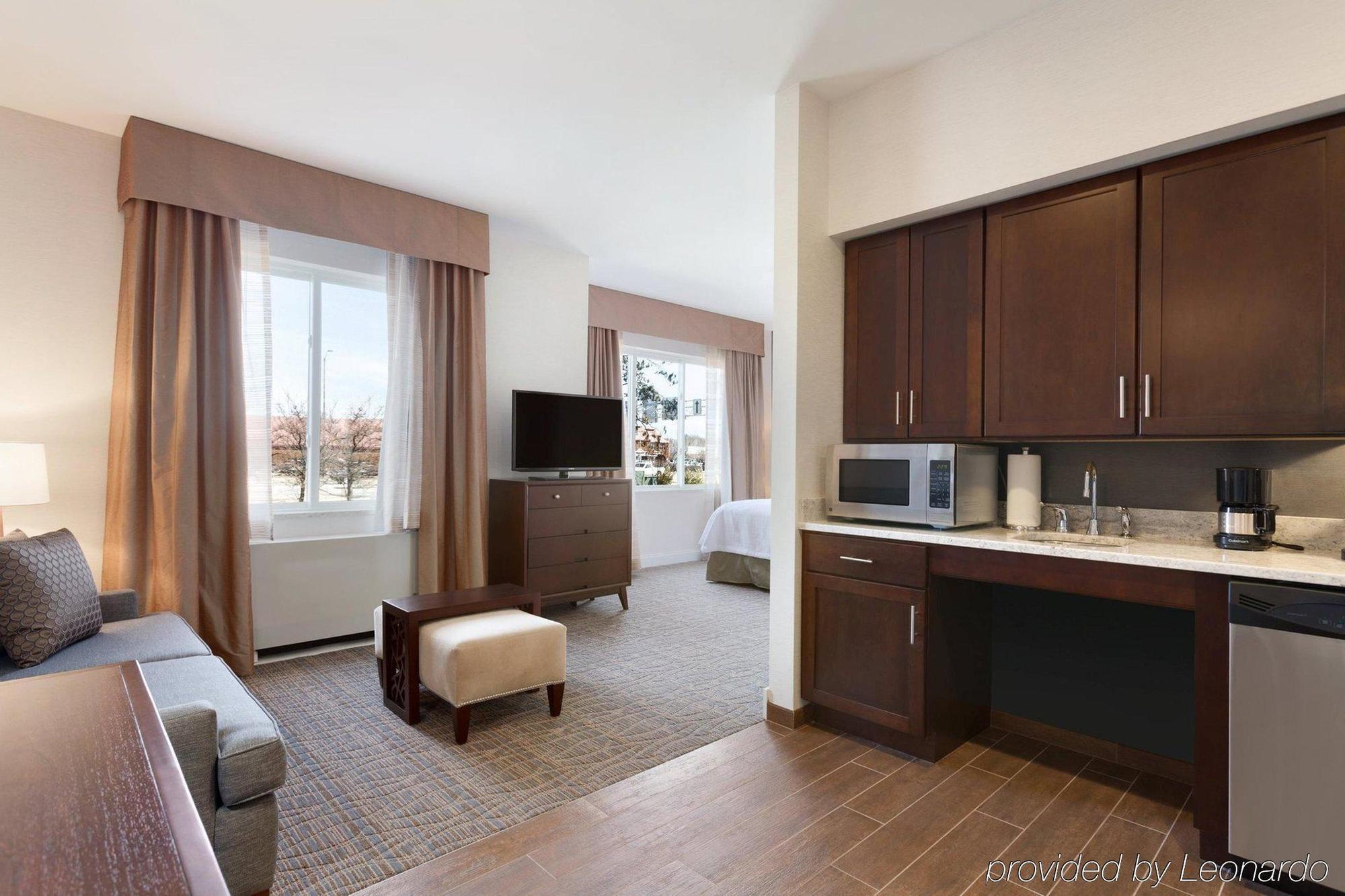 Comfort Inn & Suites Burlington Dış mekan fotoğraf